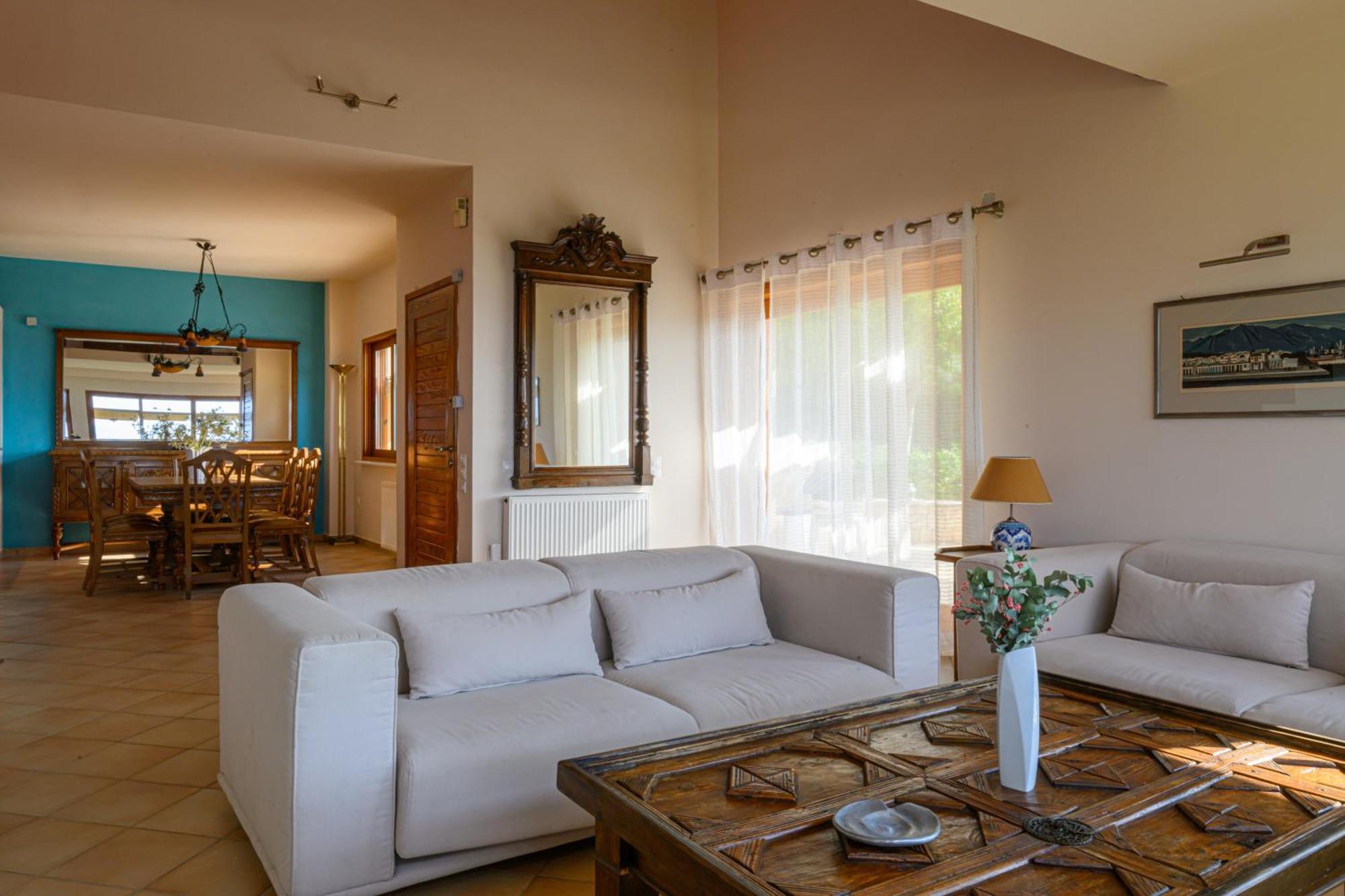 Mani Tower Villa Akrogiali Екстериор снимка