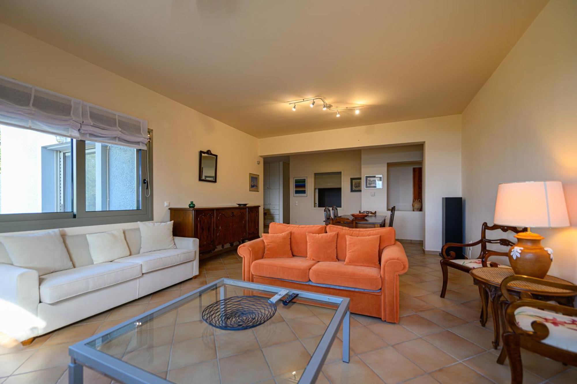 Mani Tower Villa Akrogiali Екстериор снимка