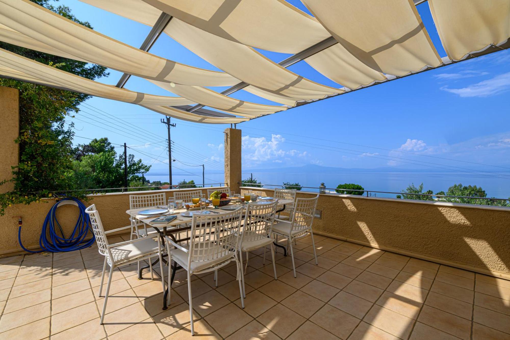 Mani Tower Villa Akrogiali Екстериор снимка