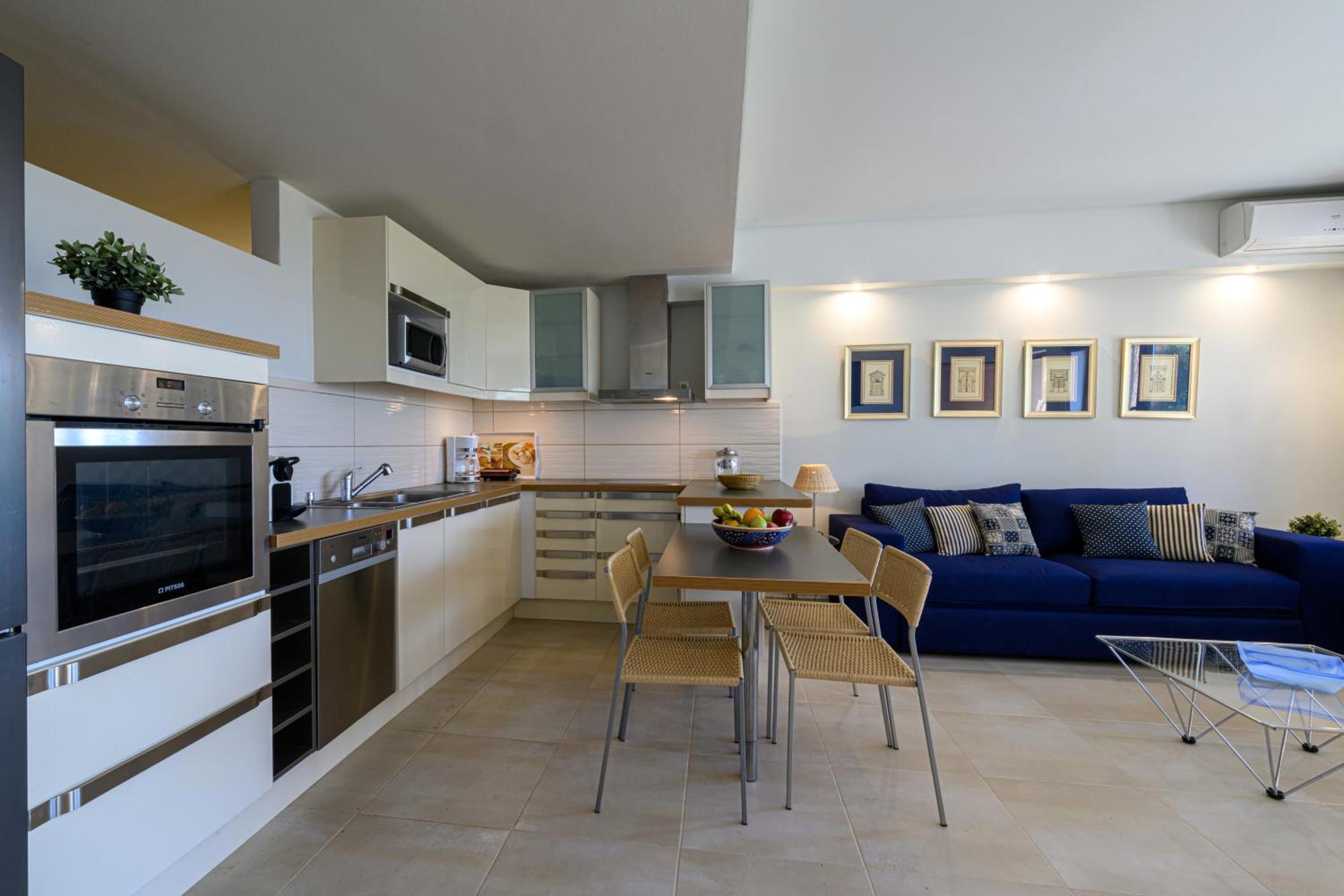Mani Tower Villa Akrogiali Екстериор снимка
