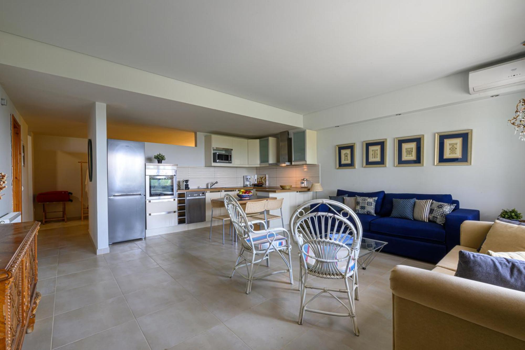 Mani Tower Villa Akrogiali Екстериор снимка