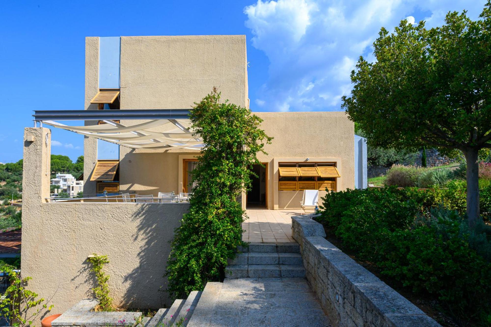 Mani Tower Villa Akrogiali Екстериор снимка