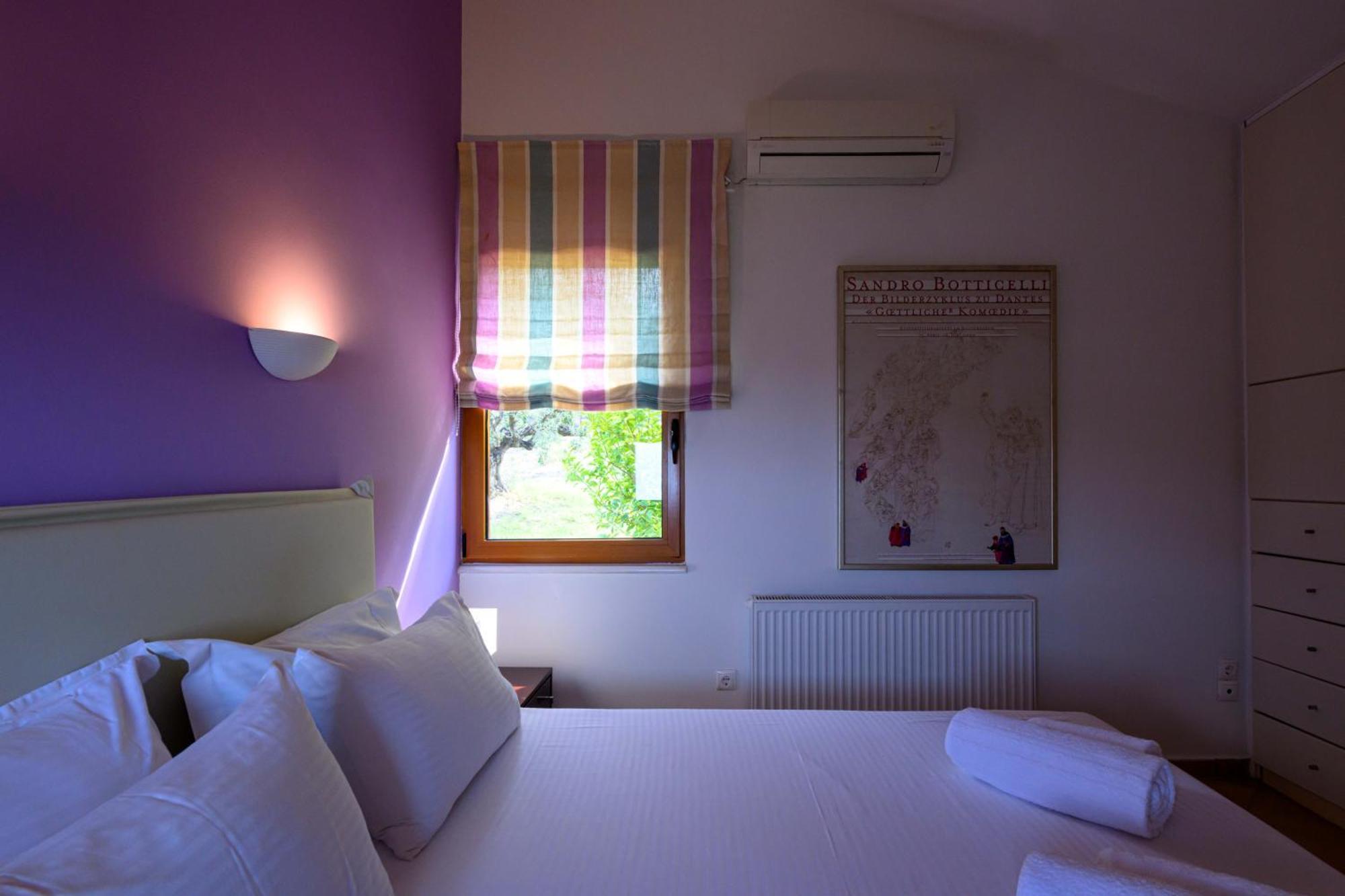 Mani Tower Villa Akrogiali Екстериор снимка