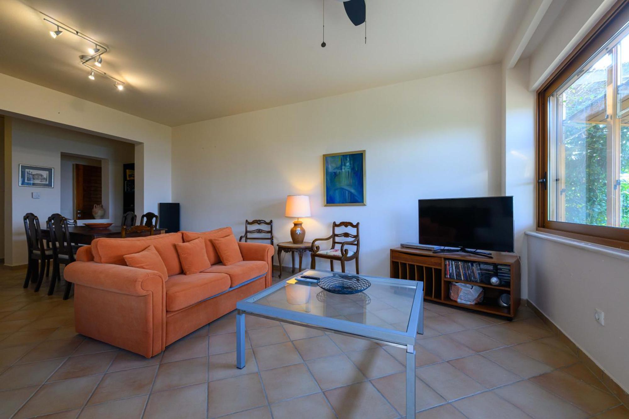 Mani Tower Villa Akrogiali Екстериор снимка